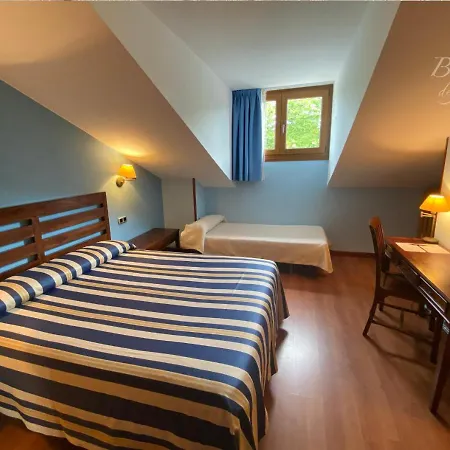 Bufon De Arenillas 3*