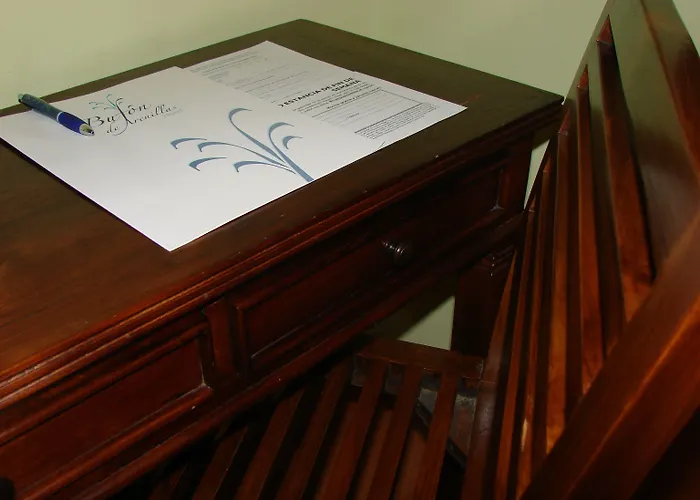 Bufon De Arenillas 3*